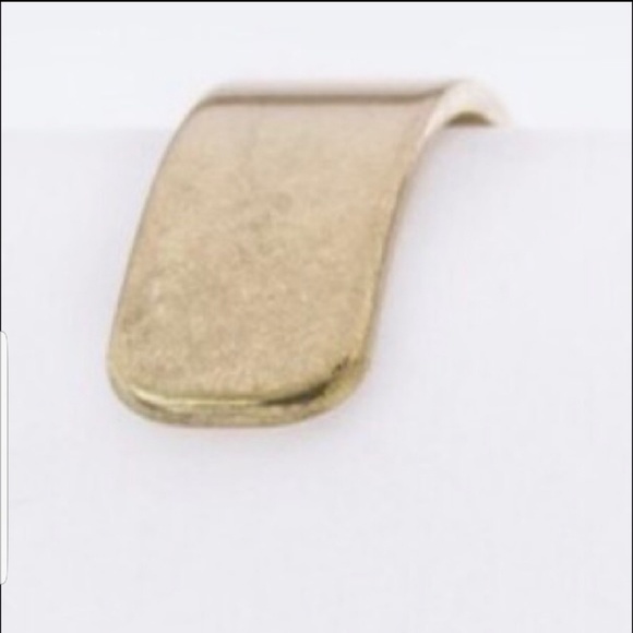 🌟LAST ONE!🌟 "BELIEVE" Gold Bangle Bracelet - Picture 5 of 5